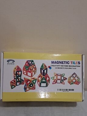 Big Bear Magnetic Tiles Building Set - Multicolored STEM Blocks